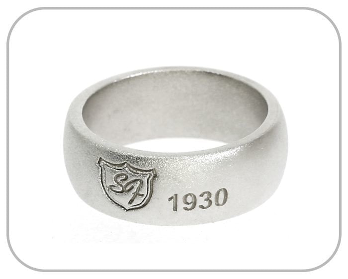 粗めのマット仕上げ