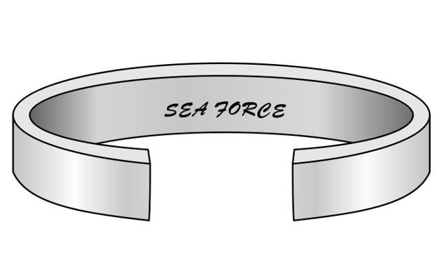 まっすぐのバングル