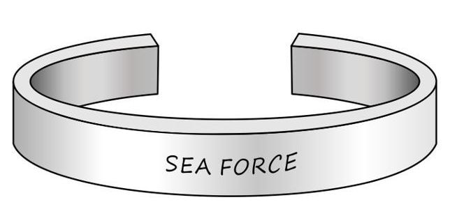 まっすぐのバングル